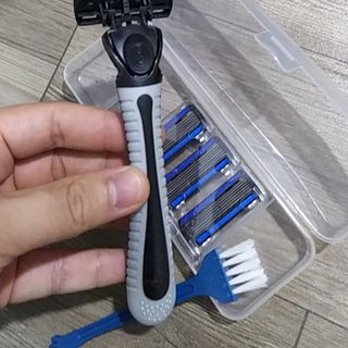 Rao cạo râu 6 lưỡi