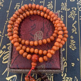 Vòng gỗ 108 hạt cuốn tay