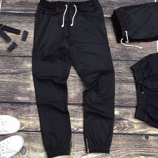 Quần jogger đen khoá chân