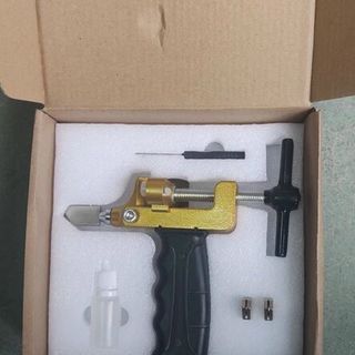 Máy cắt gạch men