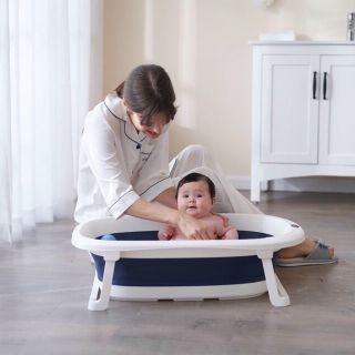 Chậu tắm gấp gọn kèm phao