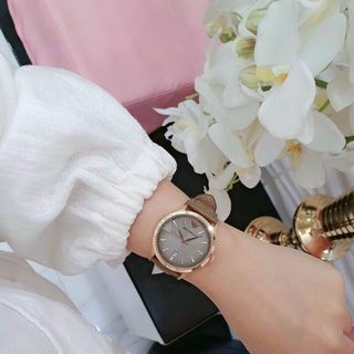 Đồng hồ da nữ A,rma,ni sale