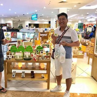 NƯỚC XỊT THƠM BODY, ÁO QUẦN, XE HƠI,