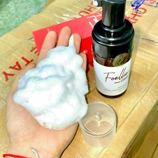 Dung dịch vệ sinh phụ nữ dạng bọt Foellie Luvilady Inner Cleanser 100ml