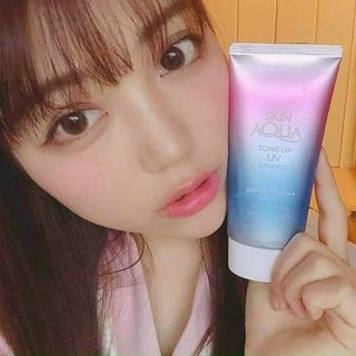 Kem chống nắng skin aqua