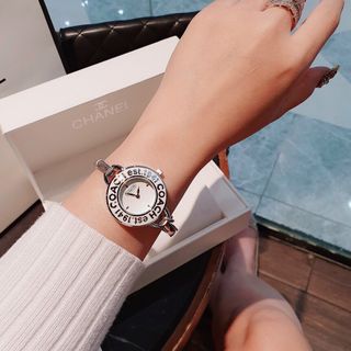 Đồng hồ nữ kiềng tay Coa,ch