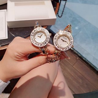 Đồng hồ nữ kiềng tay Coa,ch