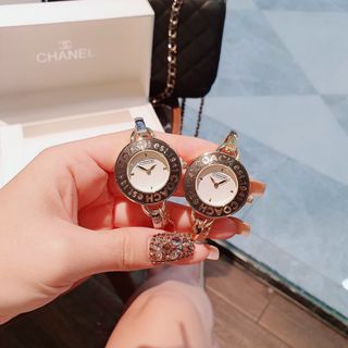 Đồng hồ nữ kiềng tay Coa,ch