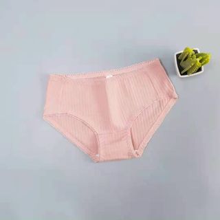 Quần lót cạp ren