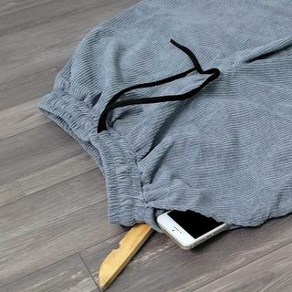Quần nhung lửng có túi sau giá sỉ