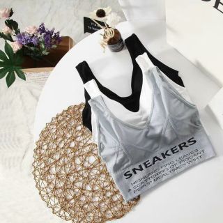Áo bra Sneakers