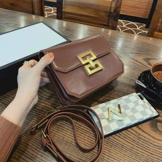 Túi đeo da xịn đẹp