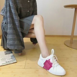Giày Bata xịn khóa vuông