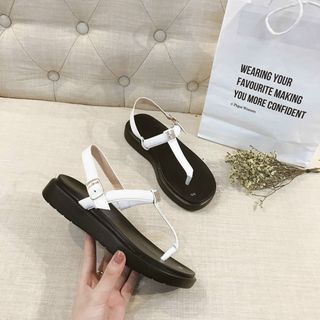 Giày sandal nữ kẹp