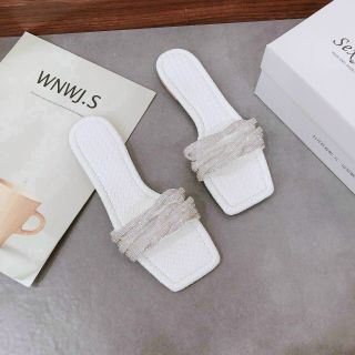 Dép quai kim tuyến