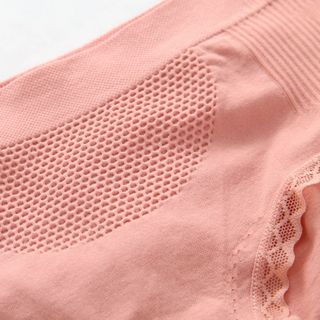 Quần lót cotton ôm mông lưng cao vải kháng khuẩn Freesize
