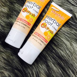 Kem trị nứt gót chân Mayfair Herbal Foot Thái Lans