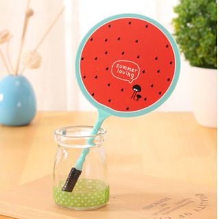 Bút mực xanh dương mẫu cây quạt