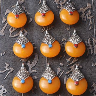 Mặt đá dây chuyền