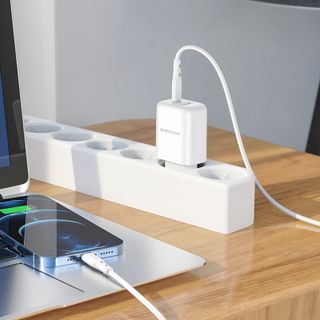 Bô Cóc Cáp Sạc Nhanh BN4 PD3.0 20W Borofone - 1 Cổng Sạc USB, 1 Cổng Sạc Type-C chuẩn US