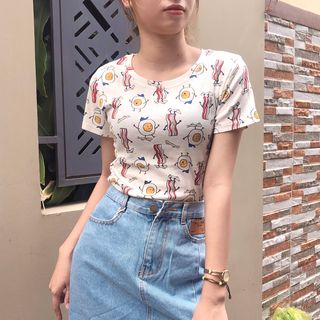 Áo thun from ôm cổ tròn họa tiết 🥰