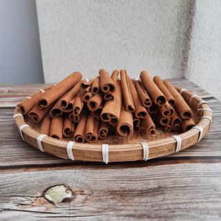 Quế điếu/ Quế vàng cọng nhỏ
