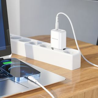 Cóc Sạc Nhanh BN4 PD3.0 20W Borofone - 1 Cổng Sạc USB, 1 Cổng Sạc Type-C chuẩn US