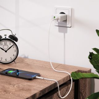 Bô Cóc Cáp Sạc Nhanh BA56A PD3.0 20W Borofone - 1 Cổng Sạc USB, 1 Cổng Sạc Type-C chuẩn EU
