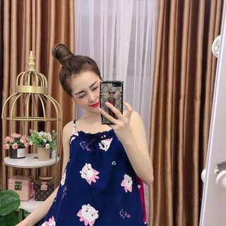 Bộ tiểu thư mặc nhà chất lụa sattin mềm mịn áo 2 dây quần đùi họa tiết dễ thương