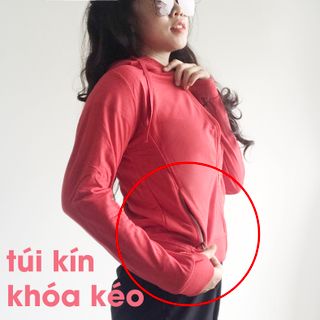 Aó khoác xỏ ngón túi trong LALI