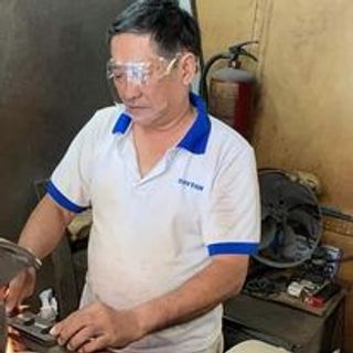 kính chống dịch- kính chống bọt bắn- hỗ trợ nhanh ở sài gòn