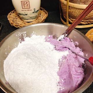 Bột khoai mỡ chiên