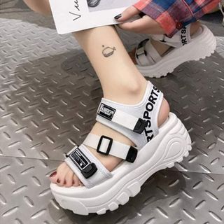 Sandal nữ xinh đẹp top 1