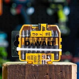 Hộp 15 mũi bắn vít Dewalt N645030