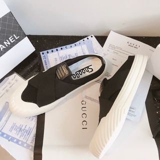 Giày sục nữ đen