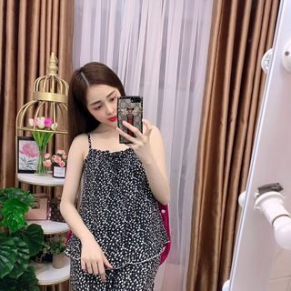 Sét đồ bộ mặc nhà chất lụa satin mềm mịn áo 2 dây, quần lửng dễ thương
