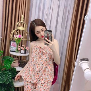 Sét đồ bộ mặc nhà chất lụa satin mềm mịn áo 2 dây, quần lửng dễ thương