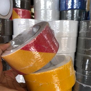 Keo Nhám cầu thang