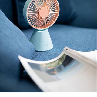 Quạt để bàn, quạt mini để bàn văn phòng