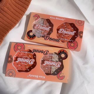 Má hồng & Bắt sáng 4 ô Kiss Beauty Donut