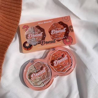 Má hồng & Bắt sáng 4 ô Kiss Beauty Donut