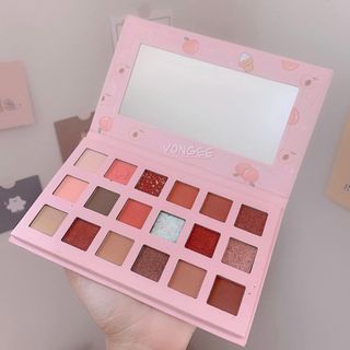 Phấn mắt 18 ô Vongee Peach Trái Đào
