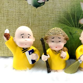 Bộ 3 Tượng Chú Tiểu Áo Vàng