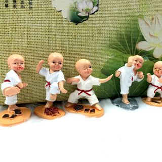 Bộ 6 Tượng Chú Tiểu Karate