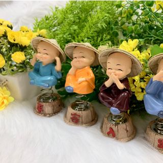 Bộ 4 tượng chú tiểu tứ không đội nón lá tọa đế lò xo