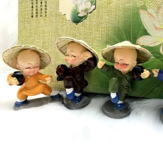 Bộ 4 tượng Chú tiểu túy quyền đội nón lá