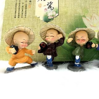 Bộ 4 tượng Chú tiểu túy quyền đội nón lá