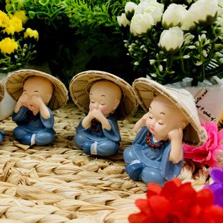 Bộ 4 tượng chú tiểu tứ không đeo chuỗi hạt đội nón lá