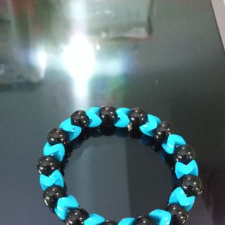 Chuỗi đeo tay đủ màu đẹp nhe