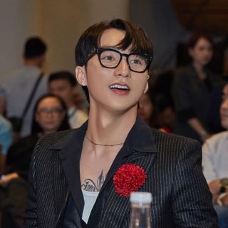 Kính sơn tung 2021